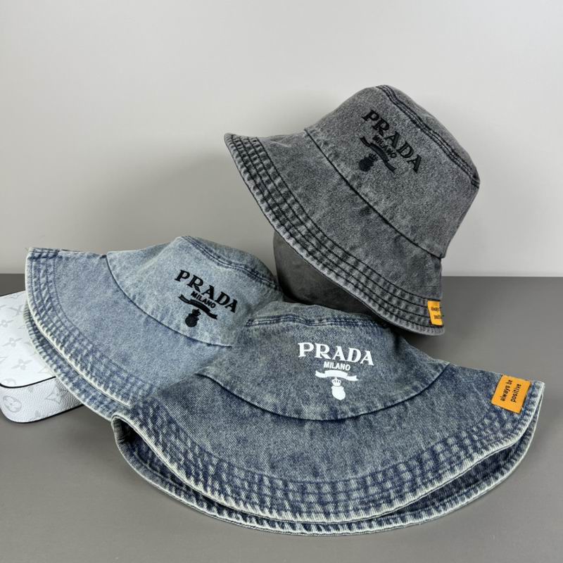 Prada hat dx (1)