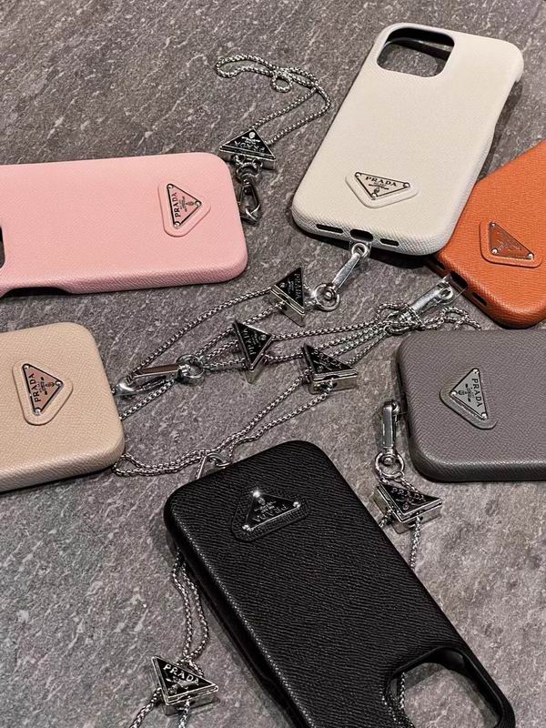 Prada iphone 16Pro max (16)