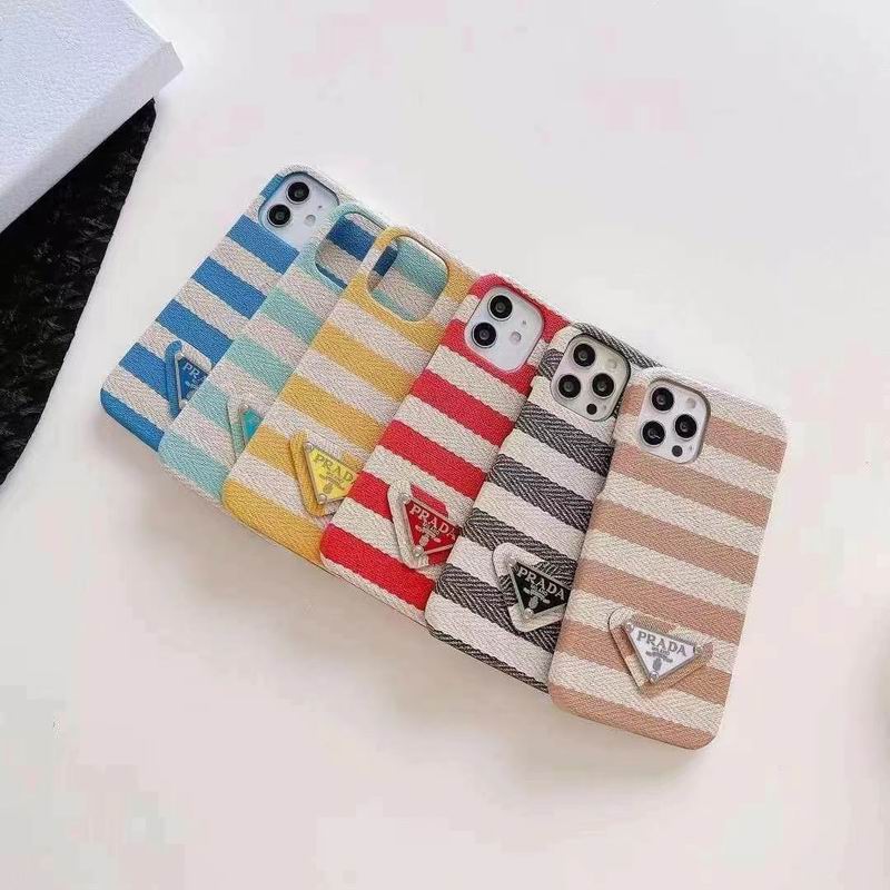 Prada iphone 16Pro max (40)