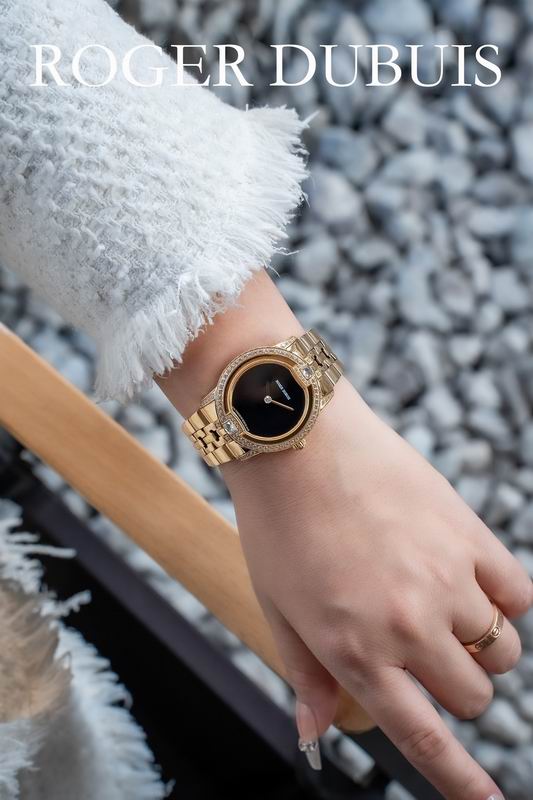 Roger Dubuis 35mm 52 (4)