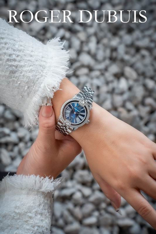 Roger Dubuis 35mm 52 (5)