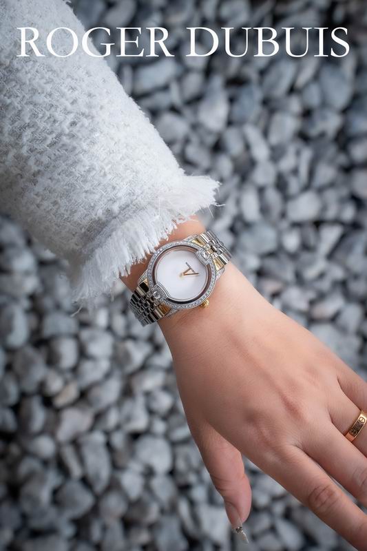 Roger Dubuis 35mm 52 (7)