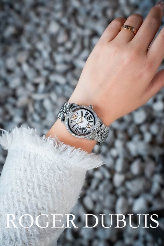Roger Dubuis 35mm 52 (9)