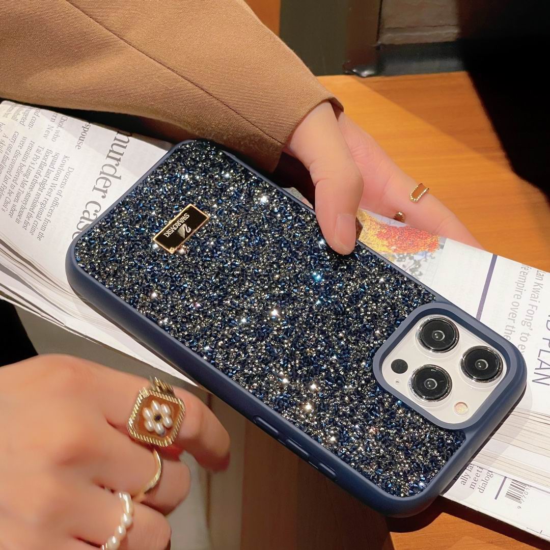 Swarovski phone shell (1)