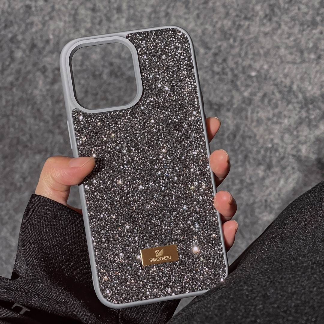 Swarovski phone shell (2)