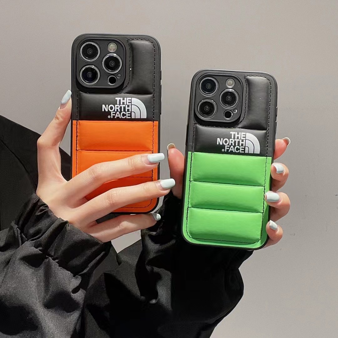 The North Face iphone 15pro max (2)