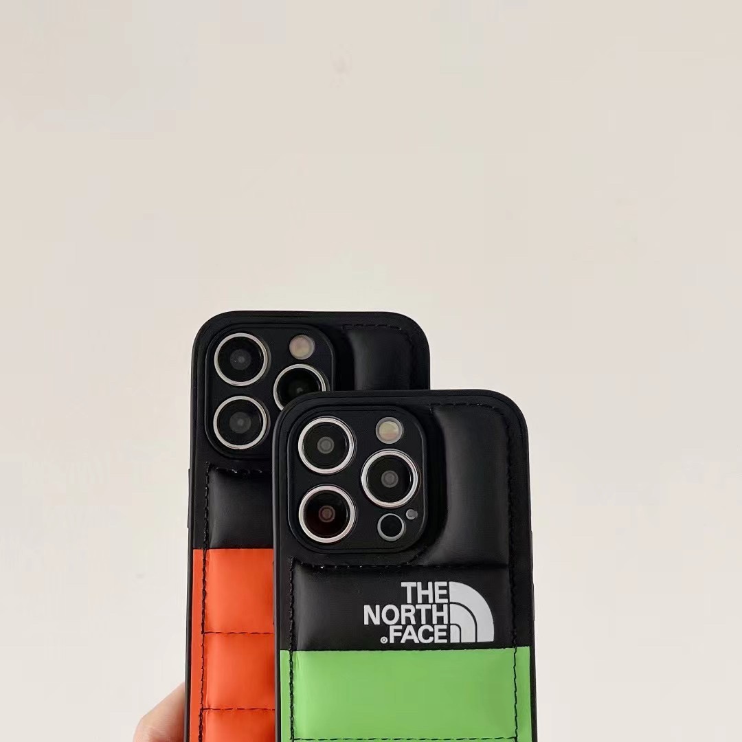 The North Face iphone 15pro max (3)