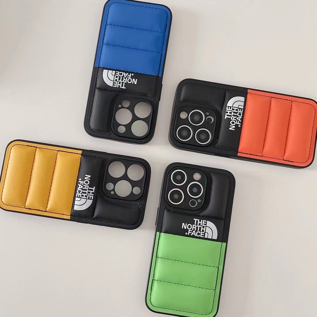 The North Face iphone 15pro max (5)