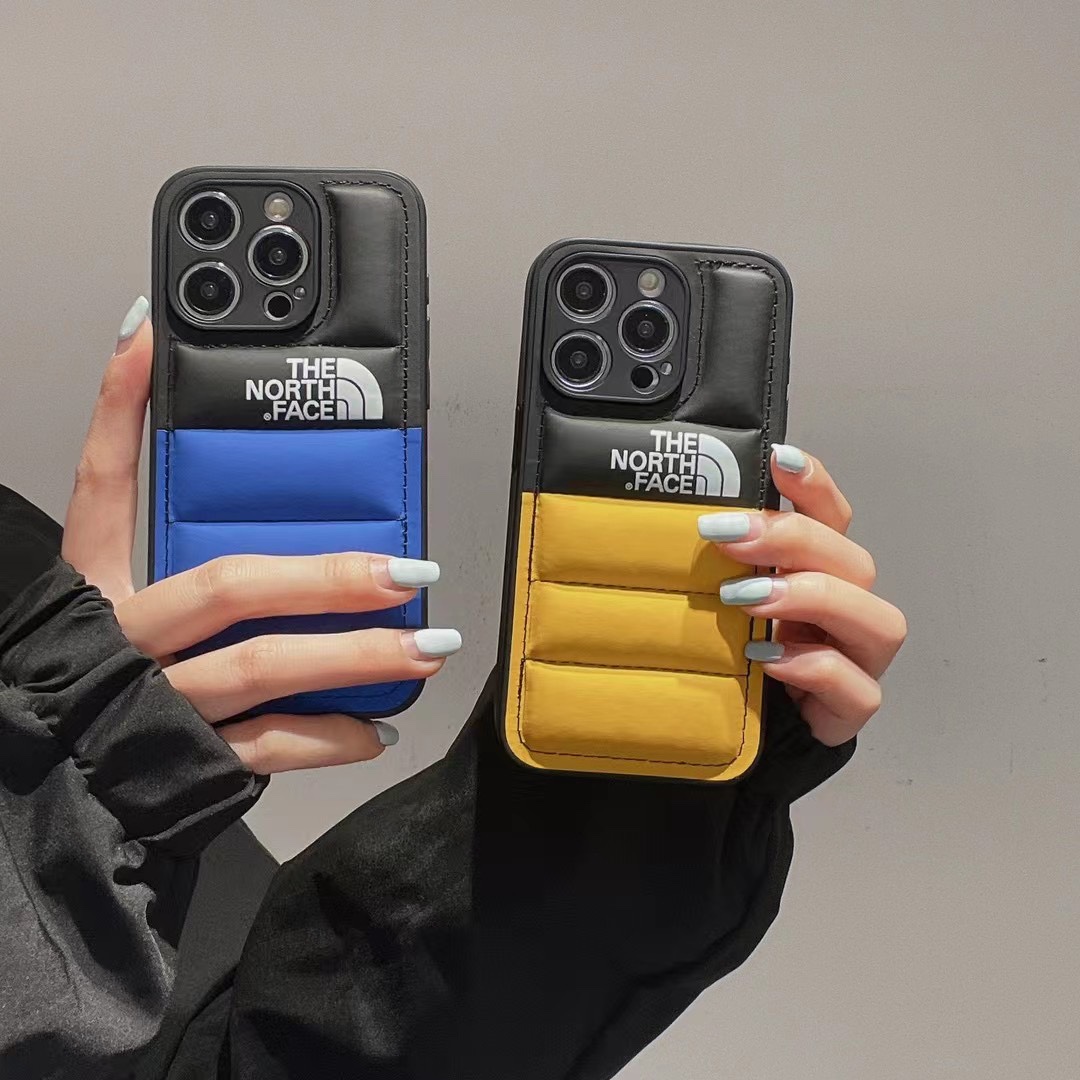 The North Face iphone 15pro max (6)