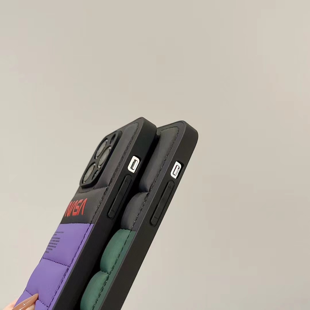 The North Face iphone 15pro max (6)