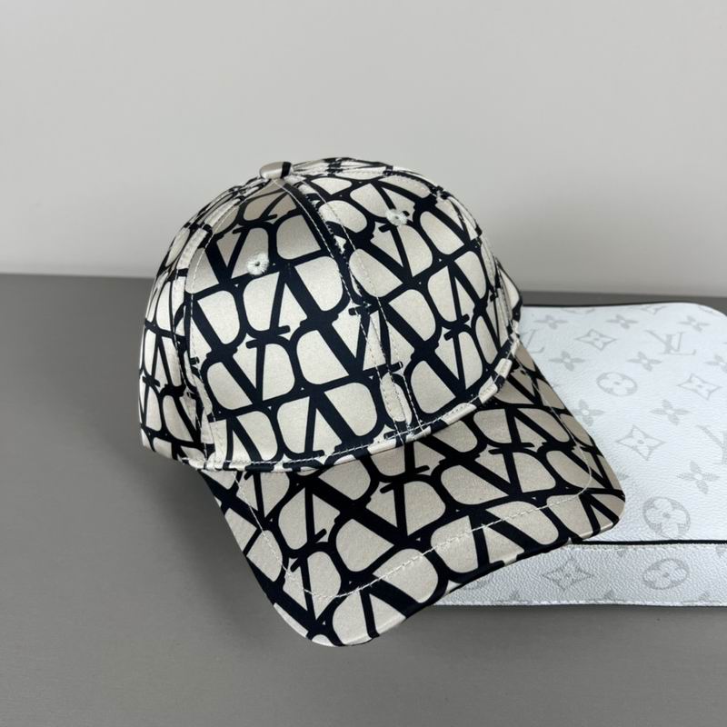 Valentino cap dx (12)