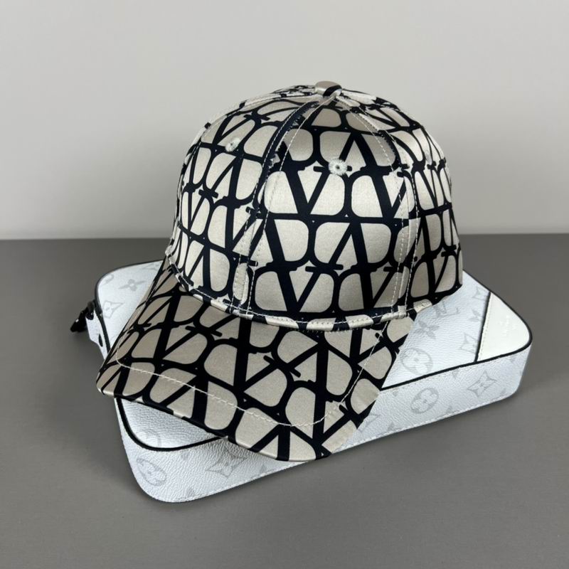 Valentino cap dx (15)