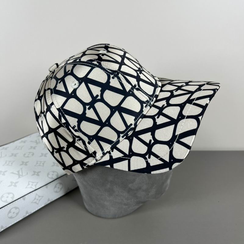 Valentino cap dx (16)