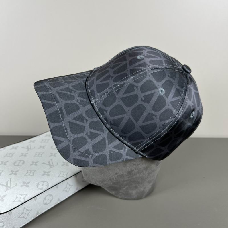 Valentino cap dx (5)