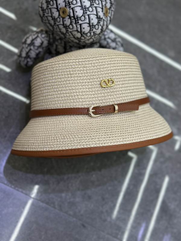 Valentino hat dx (15)