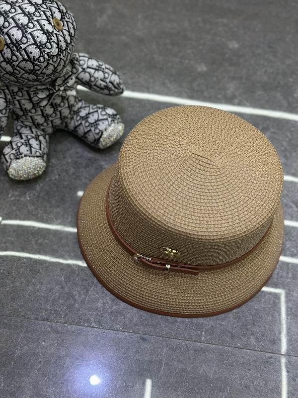 Valentino hat dx (22)