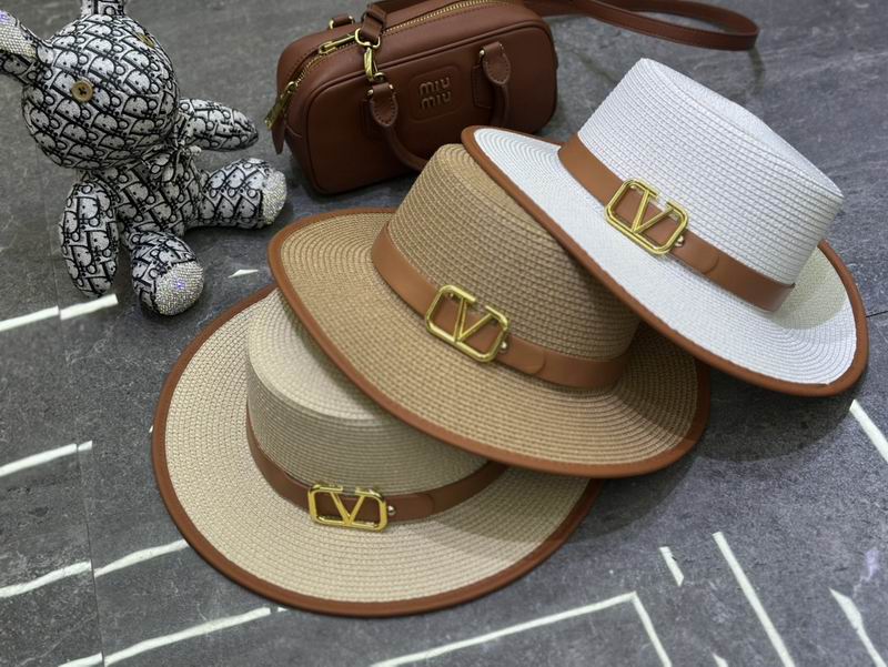 Valentino top hat dx (1)