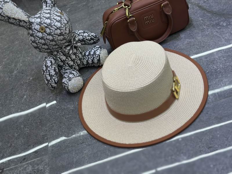 Valentino top hat dx (13)