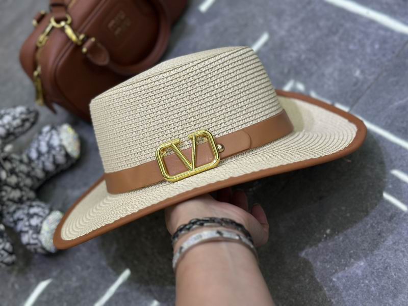 Valentino top hat dx (15)