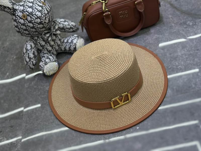 Valentino top hat dx (27)