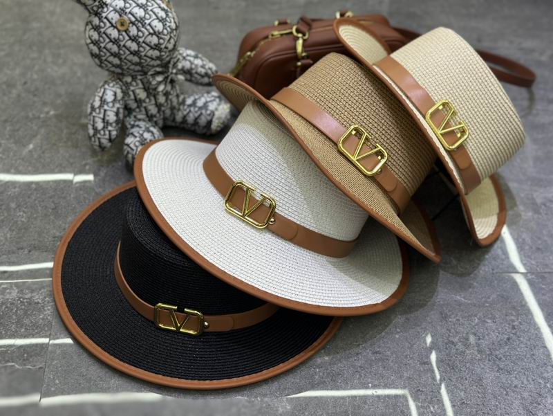 Valentino top hat dx (3)