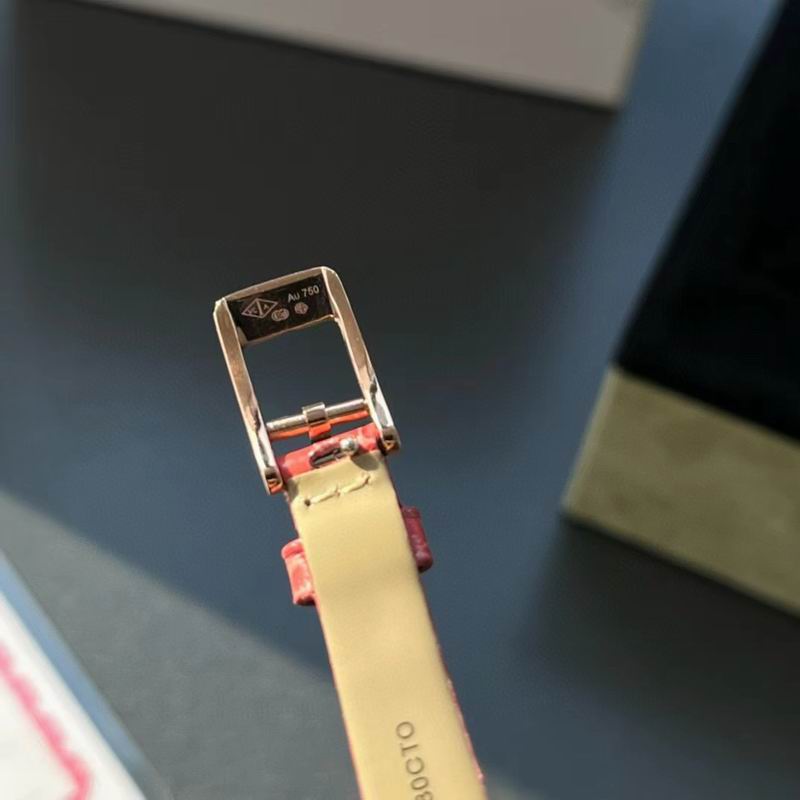 Van Cleef & Arpels watch 28 (1)