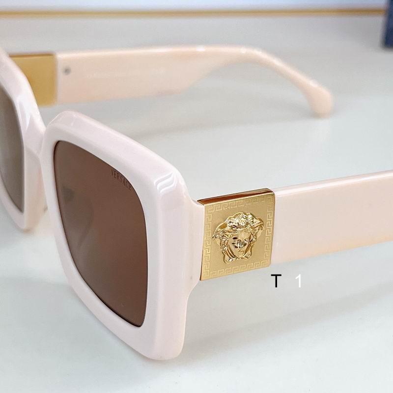 Versace 4467 54 18-140 a07