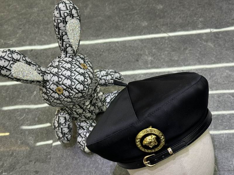 Versace beret dx (15)