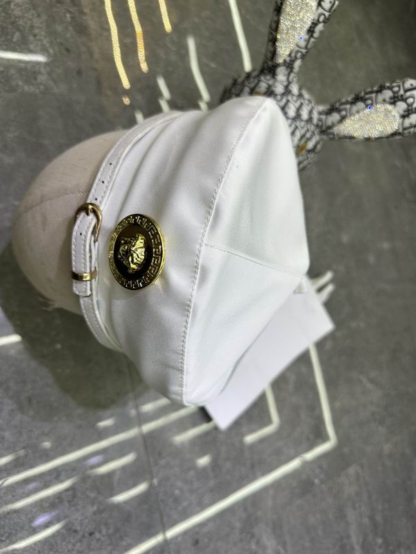 Versace beret dx (3)