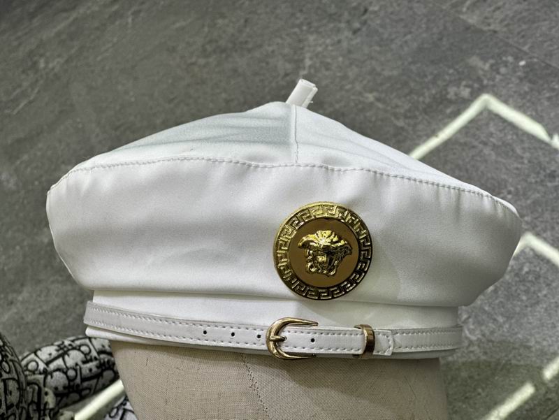 Versace beret dx (7)