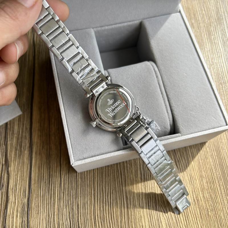 Vivienne Westwood 32mm 39 (4)