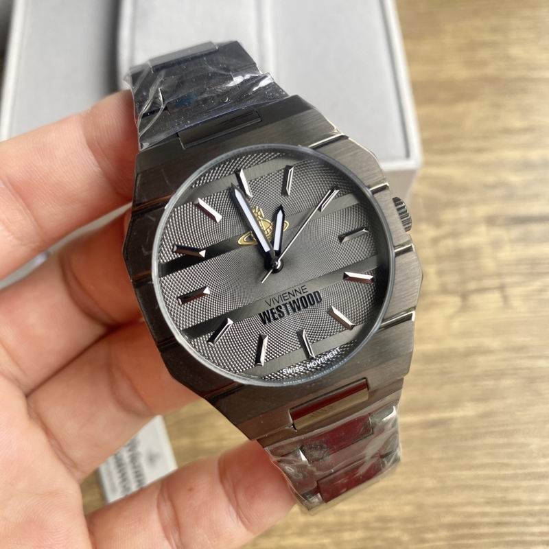 Vivienne Westwood 36mm 41 (14)