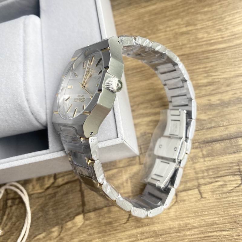 Vivienne Westwood 36mm 41 (21)