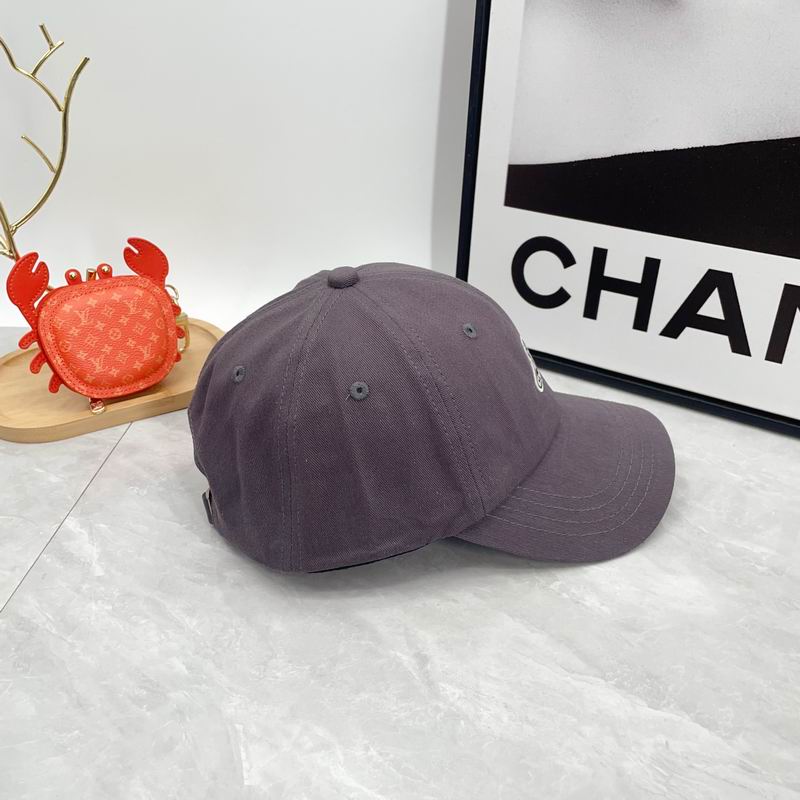 Vivienne Westwood cap dx (28)