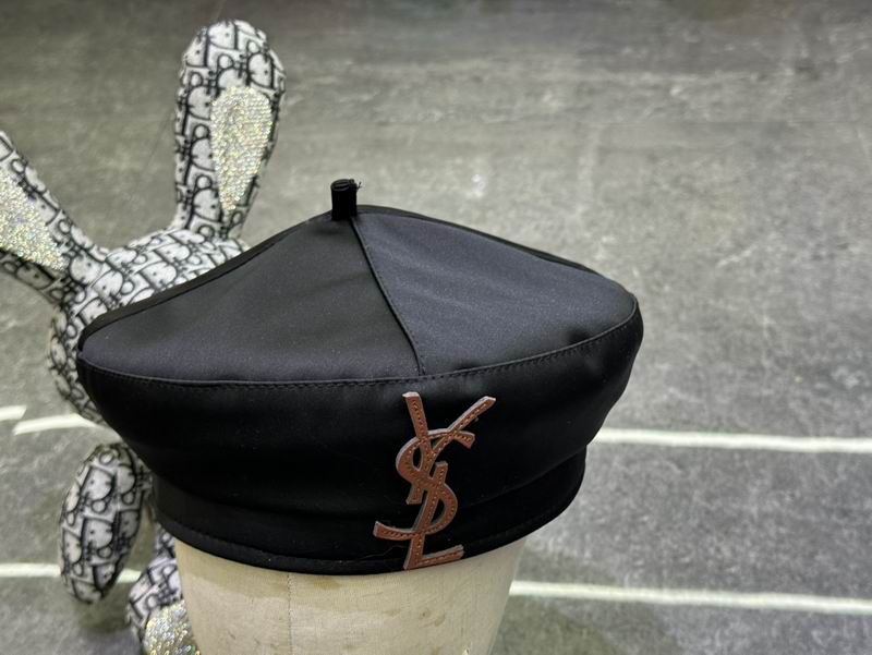 YSL beret dx (1)