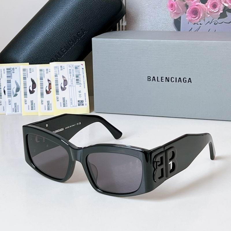 BALENCIAGA 03311 a12