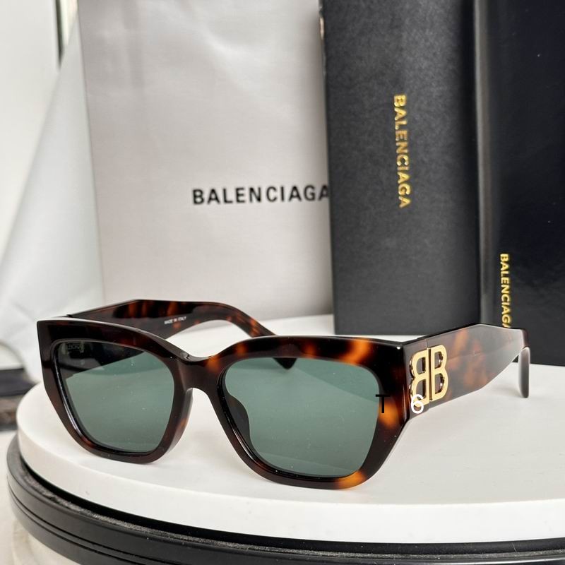 BALENCIAGA 0302 56 17-130 e06