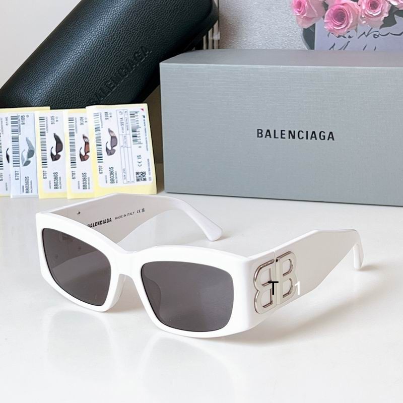 BALENCIAGA 03311 a13