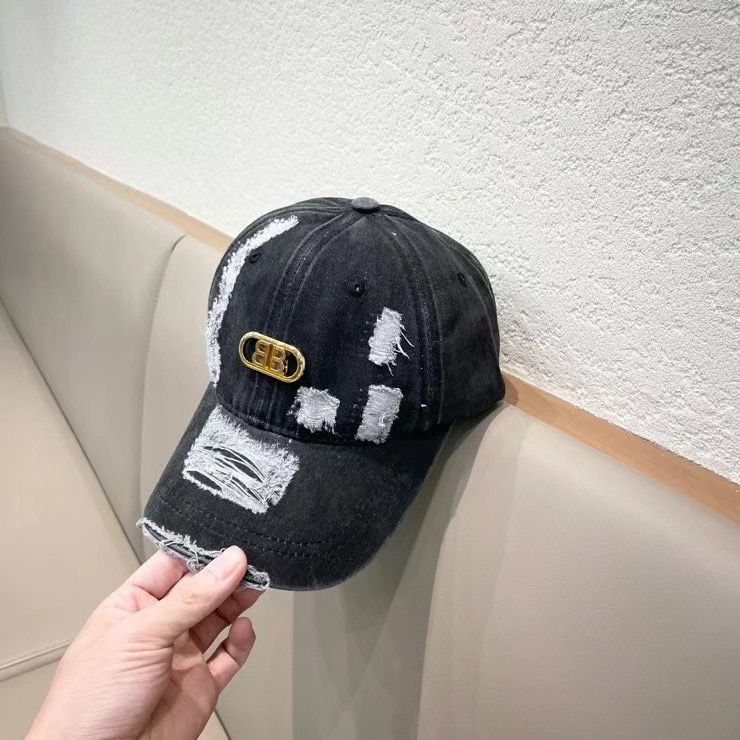 Balenciaga Cap (58)