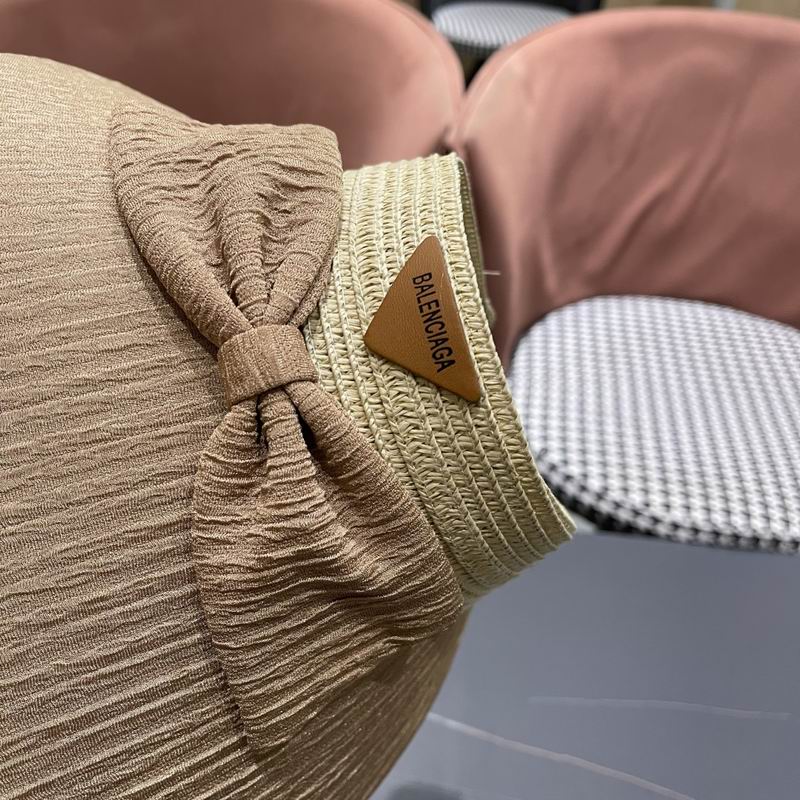 Balenciaga Visor (22)