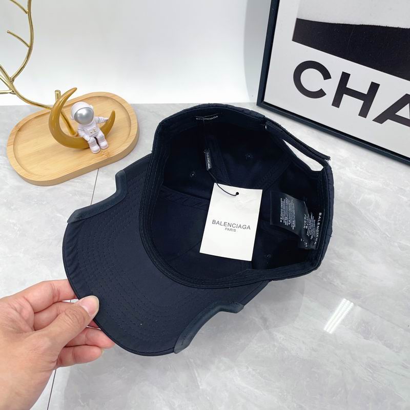 Balenciaga cap dx (1)