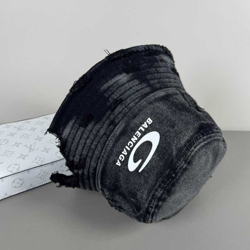 Balenciaga hat dx (29)