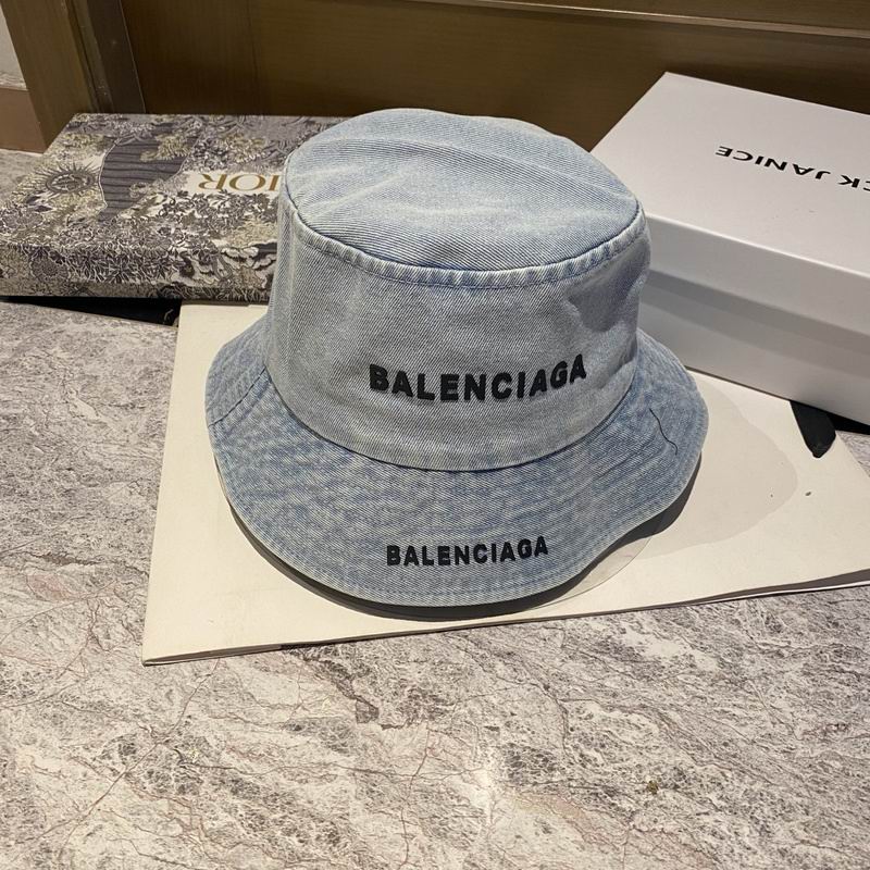Balenciaga hat hm (2)