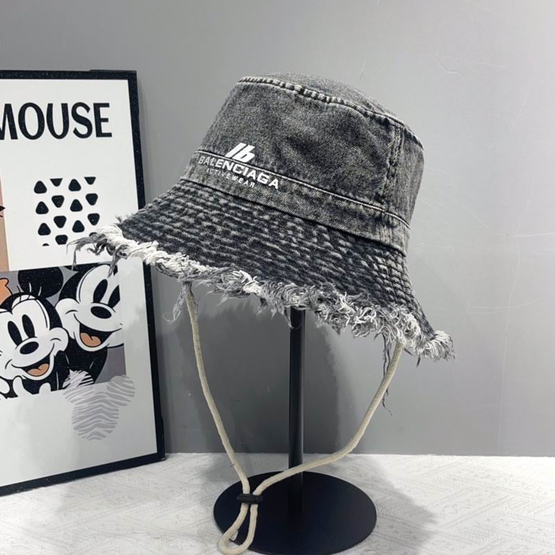 Balenciaga hat hm (9)