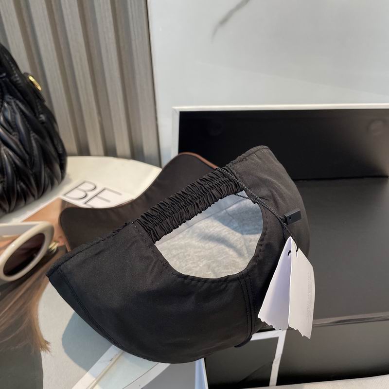 Brunello Cucinelli cap dx (52)