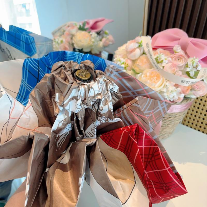 Burberry Umbrella (185)