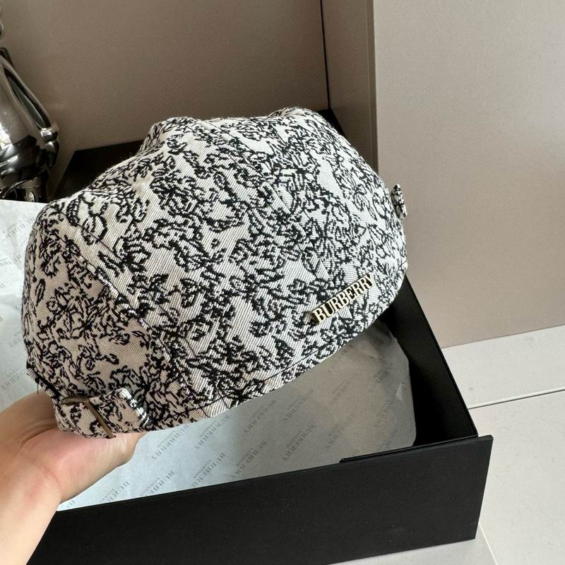 Burberry beret 78 (4)