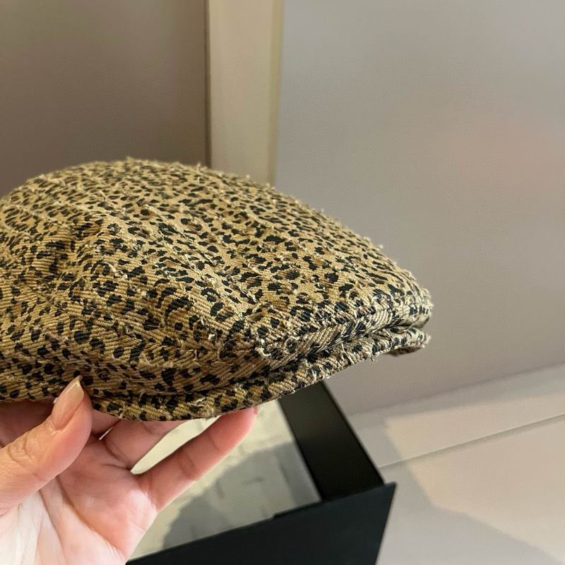 Burberry beret 80 (17)