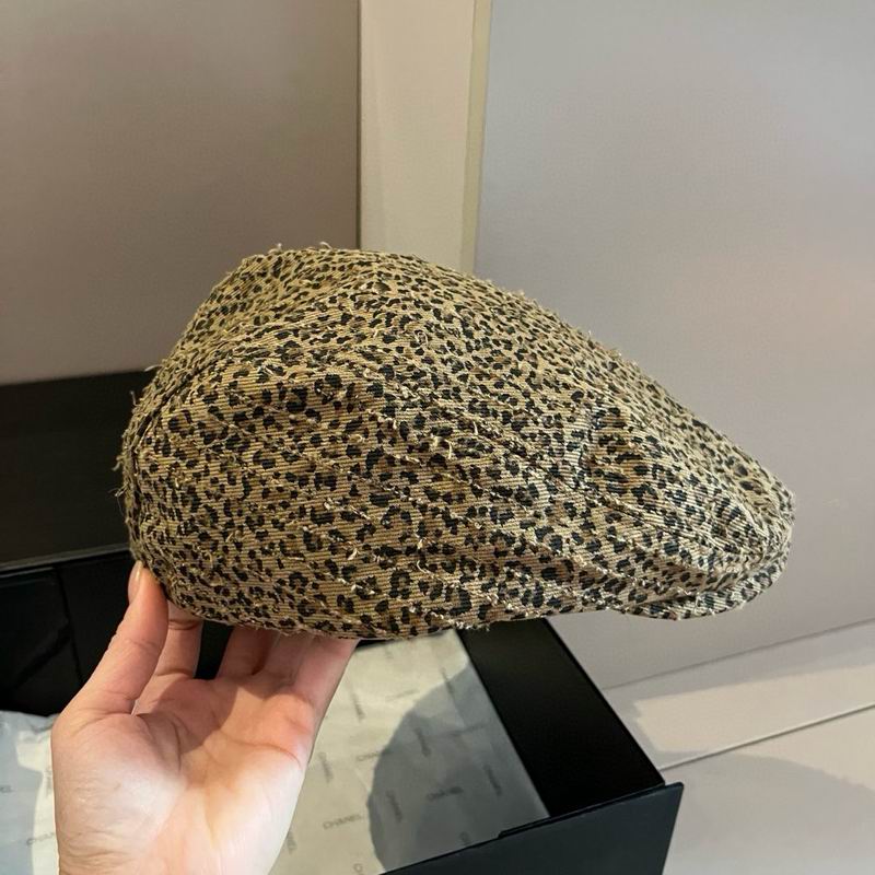 Burberry beret 80 (18)