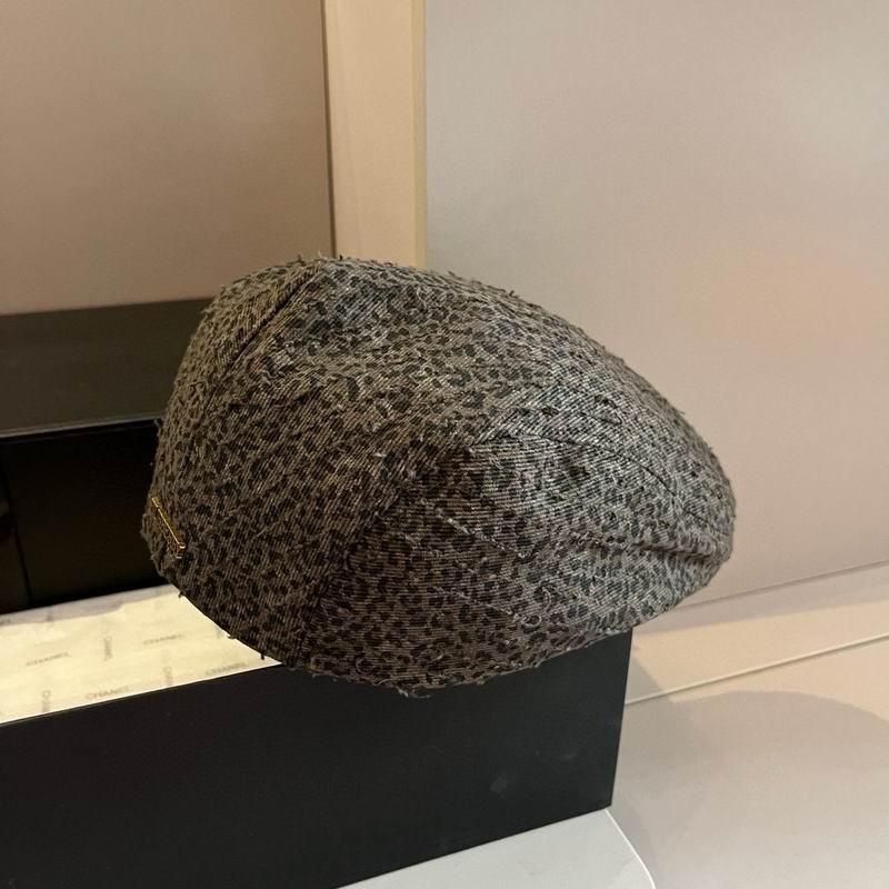 Burberry beret 80 (4)